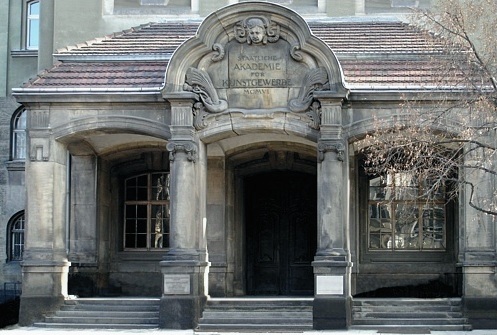 Portal der Kunstgewerbeakademie