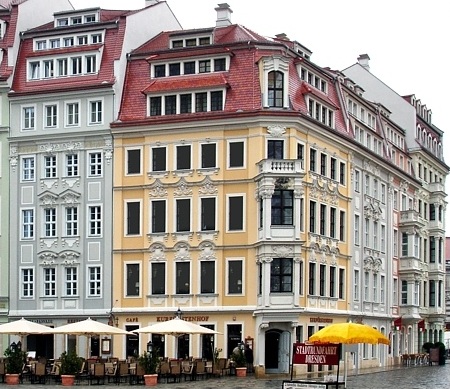 Barocke Schmuckelemente und Erker am Quartier am Coselpalais