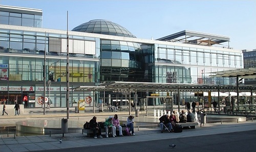 Kugelhaus am Wiener Platz